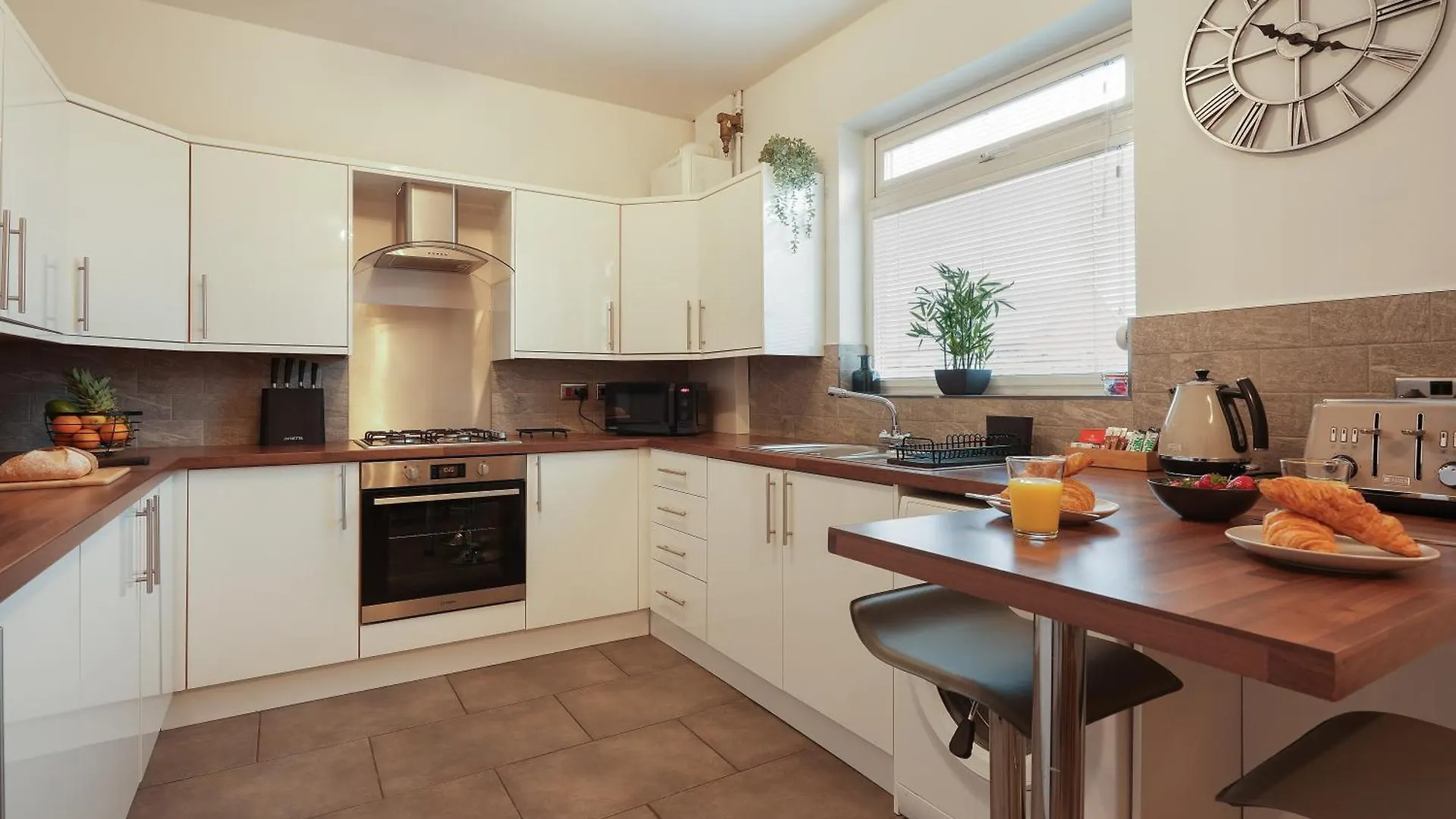 The Lodge - Comfortable, Stylish, 3 Bedroom Home With 3-6 Beds Near Utilita Arena - Free Parking Sheffield Dom wakacyjny